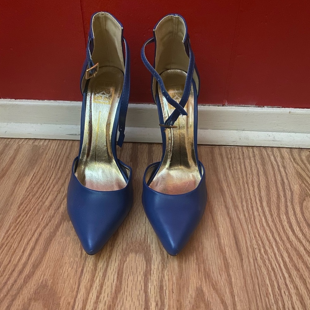 💙 Great King toe heels NWOT